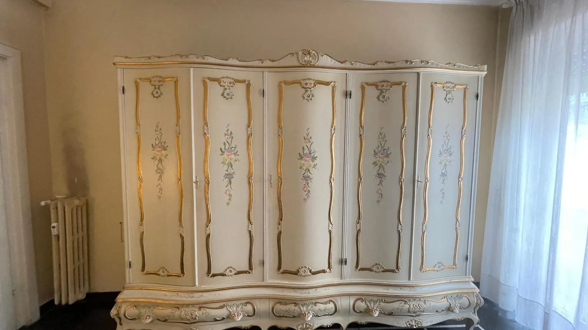 Bed & Breakfast Gastaldi Rooms - Old Style Genoa Italy